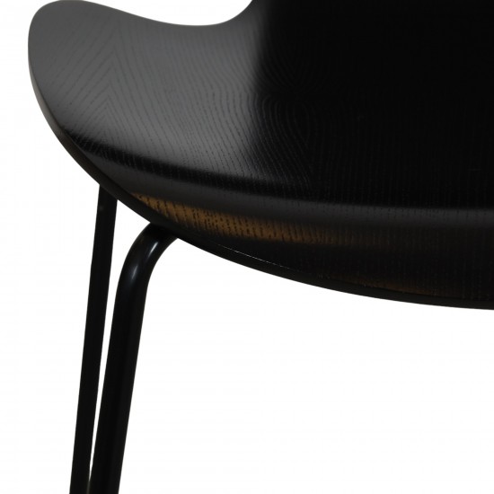 Arne Jacobsen Grandprix chair in black lacquered ash