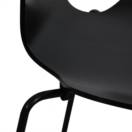 Arne Jacobsen Grandprix chair in black lacquered ash