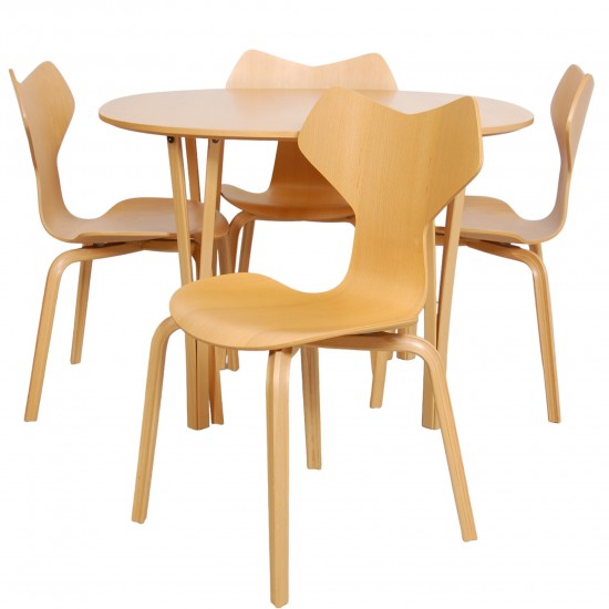 Arne Jacobsen Grandprix dining set (5)
