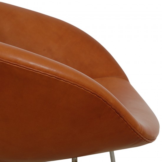 Arne Jacobsen Pot chair in cognac anilin leather