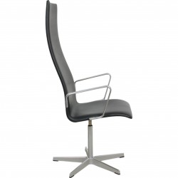 Arne Jacobsen Tall backed Oxford chair in black essential leather
