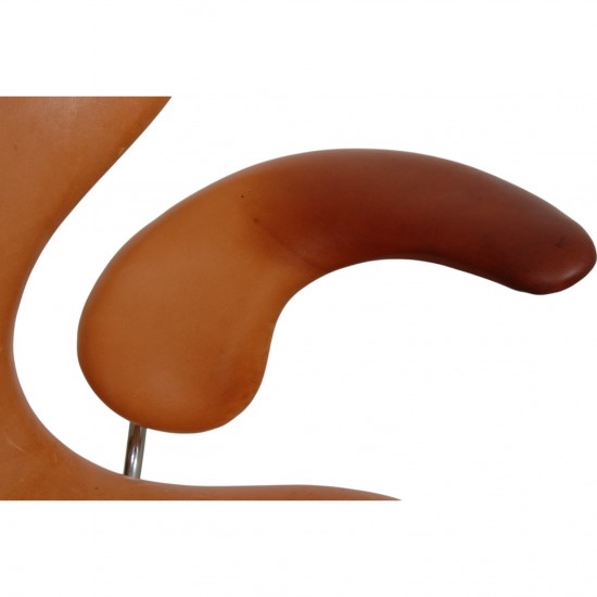 Arne Jacobsen Lilje kontorstol i patineret cognac læder