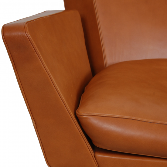 Arne Jacobsen Ox Lounge chair in cognac leather