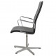 Arne Jacobsen Midle heigh Oxford chair in black leather