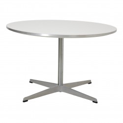 Arne Jacobsen White Coffee table 75 cm  Arne Jacobsen White Coffee table 75 cm