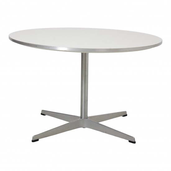 Arne Jacobsen hvidt sofabord 75 cm 