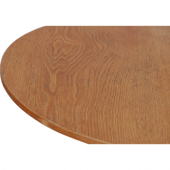 Arne Jacobsen circular coffee table of teak Ø: 60 Cm