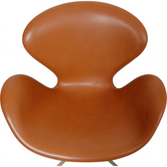 Arne Jacobsen Svane stol i cognac Classic læder med vip