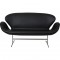 Arne Jacobsen Swan sofa in black Aura leather