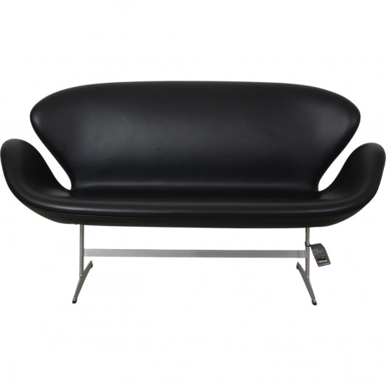 Arne Jacobsen Svane sofa i sort Essential læder