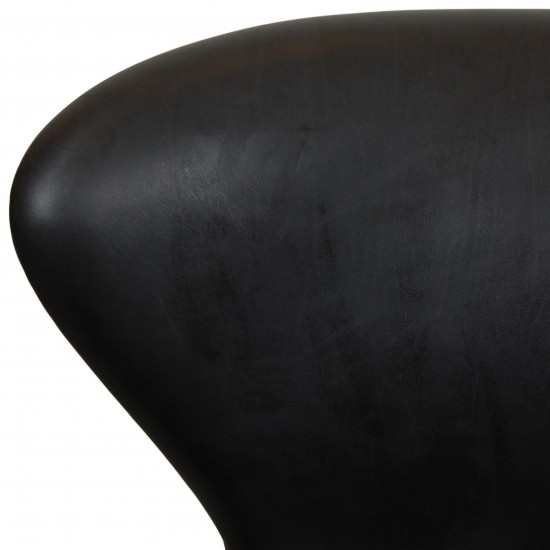 Arne Jacobsen Svane sofa i sort grace læder
