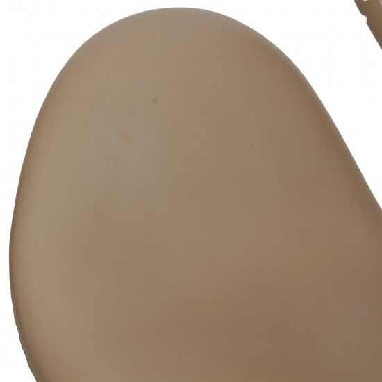 Arne Jacobsen Svanen stol i beige Essential læder