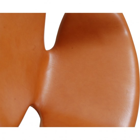 Arne Jacobsen Vintage lav Svane stol betrukket med cognac classic læder