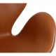 Arne Jacobsen Vintage lav Svane stol betrukket med cognac classic læder