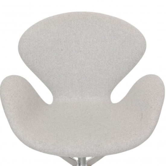 Arne Jacobsen Svanen stol i gråt Divina Melange stof