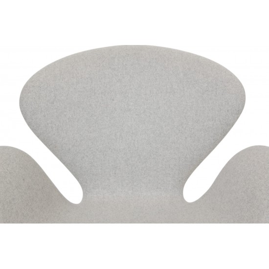 Arne Jacobsen Svanen stol i gråt Divina Melange stof