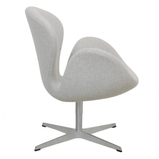 Arne Jacobsen Svanen stol i gråt Divina Melange stof