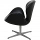 Arne Jacobsen Svane stol i sort aura læder