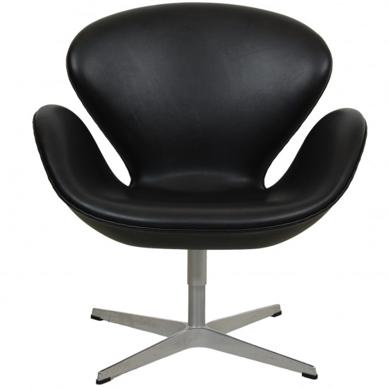 Arne Jacobsen Swan chair in black Grace leather