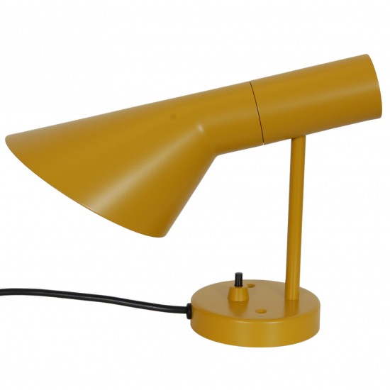 Arne Jacobsen wall lamp yellow