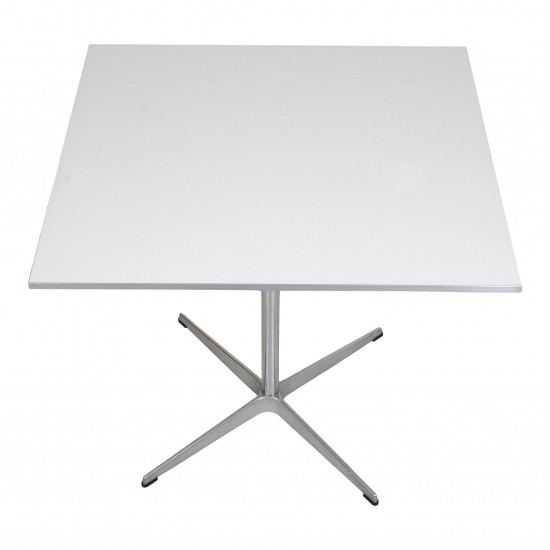 Arne Jacobsen cafebord med hvid laminat 70  x 76 cm