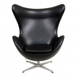 Ombetrækning af Arne Jacobsen Ægget stol i læder Ombetrækning af Arne Jacobsen Ægget stol i læder