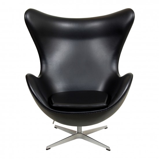 Arne Jacobsen Egg chair reupholstered in black classic leather