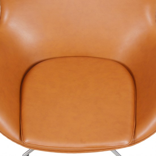 Arne Jacobsen Ægget nypolstret i cognac classic læder