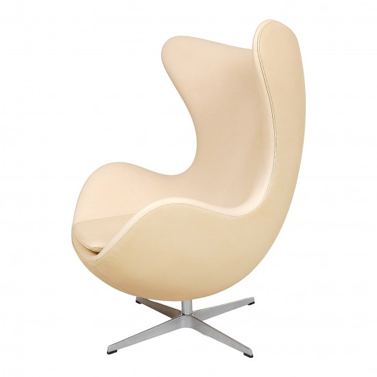 Arne Jacobsen Egg newly upholstered with natural vacona leather