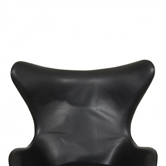 Arne Jacobsen Egg chair with patinated black patinated leather