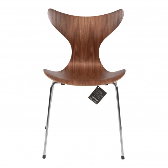 Arne Jacobsen New Walnut Lily chair 3108