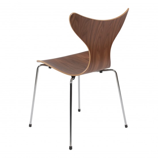 Arne Jacobsen Ny Lilje stol 3108 i valnød