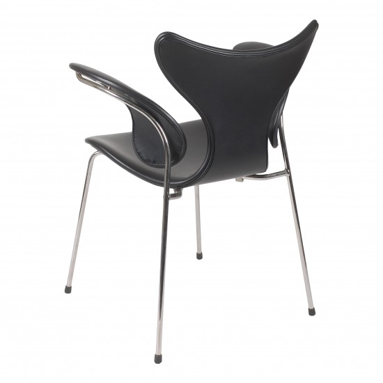 Arne Jacobsen Lily armchair, 3208 newly upholstered with black classic leather