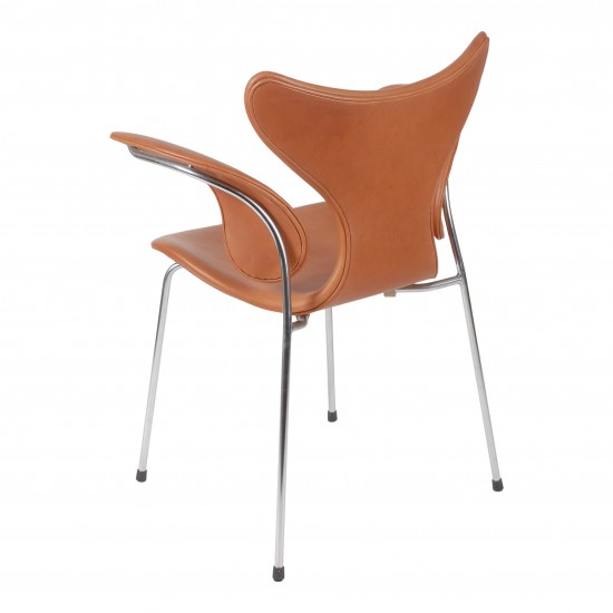 Arne Jacobsen Lily armchair, 3208 newly upholstered with cognac aniline leather