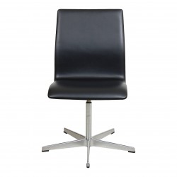 Arne Jacobsen Oxford stol, nypolstret i sort classic læder Arne Jacobsen Oxford stol, nypolstret i sort classic læder