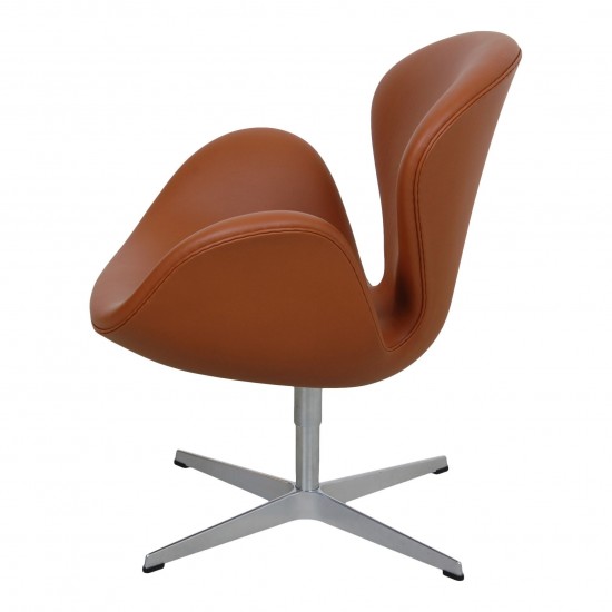 Arne Jacobsen Swan newly upholstered in Walnut Nevada aniline leather