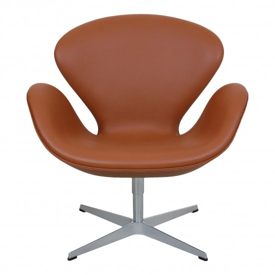 Arne Jacobsen Swan newly upholstered in Walnut Nevada aniline leather