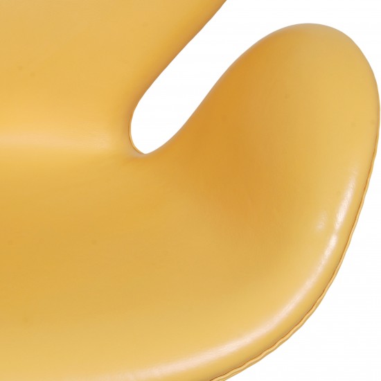 Arne Jacobsen Swan chair with original yellow leather