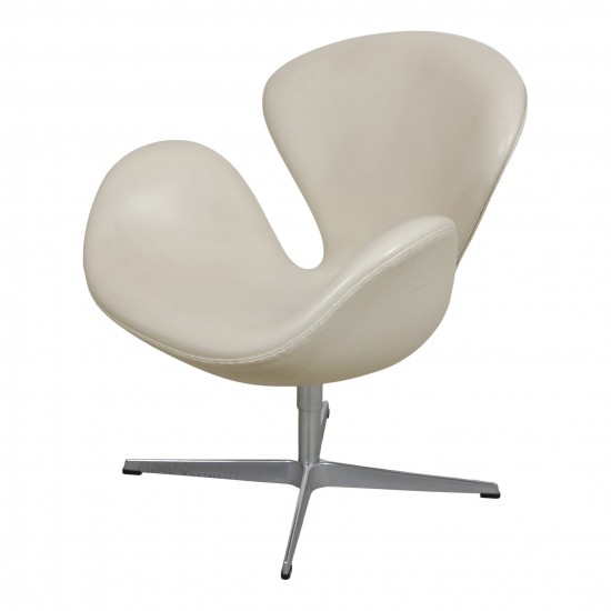 Arne Jacobsen Swan chair in original white patinated leather