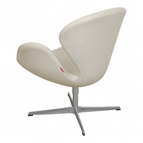 Arne Jacobsen Swan chair in original white patinated leather