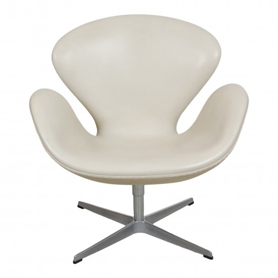 Arne Jacobsen Swan chair in original white patinated leather