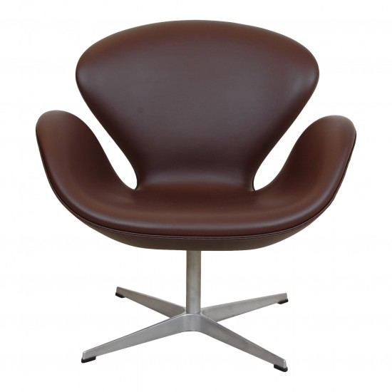 Arne Jacobsen Swan reupholstered in Chocolate Nevada aniline leather