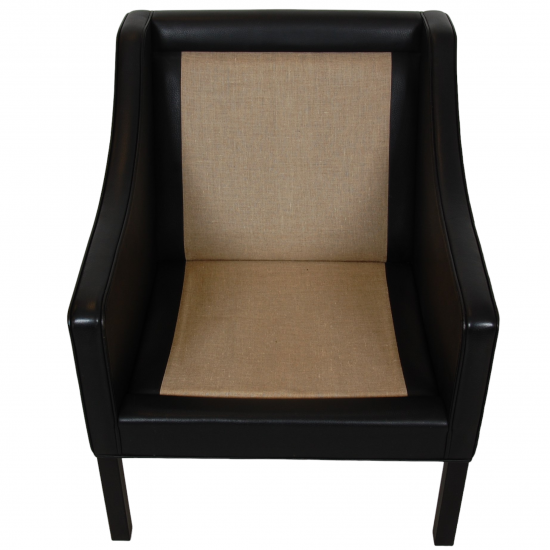 Børge Mogensen 2207 lounge chair in black leather with patina