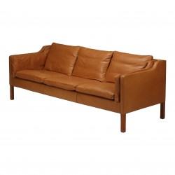 Børge Mogensen 3pers sofa, model 2213, newly upholstered with cognac aniline leather Børge Mogensen 3pers sofa, model 2213, newly upholstered with cognac aniline leather