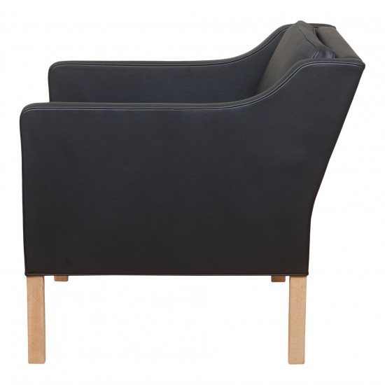 Børge Mogensen lounge chair 2321 newly upholstered with black bison leather