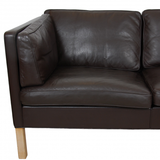 Børge Mogensen 2.seater sofa model 2442 in brown leather