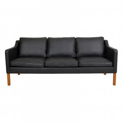 Ombetrækning af Børge Mogensen 2323 3.per sofa i læder Ombetrækning af Børge Mogensen 2323 3.per sofa i læder