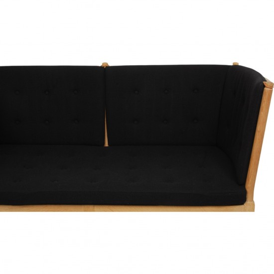 Børge Mogensen Spoke-back sofa in oak and black Hallingdal