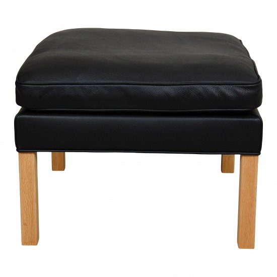 Børge Mogensen 2202 Footstool in black bizon leather and with legs of oak