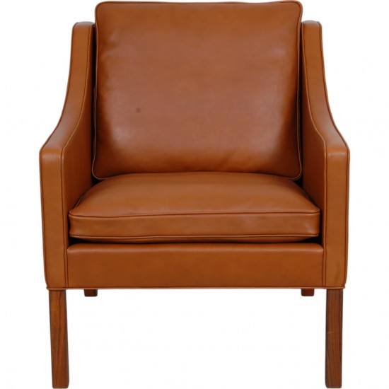 Børge Mogensen 2207 lounge chair in walnut anilin leather